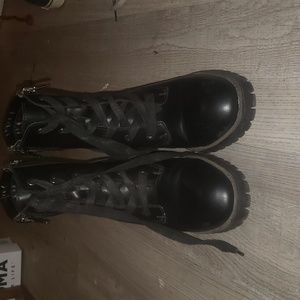 Size 7 heeled combat boots